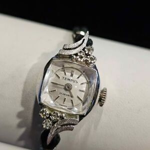 Vintage ladies Tempus mechanical